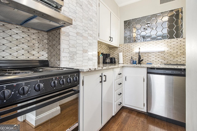 300 W Peachtree St Unit 21K, Atlanta, GA 30305 - kitchen featuring black / electric stove, dishwasher, range hood, and backsplash