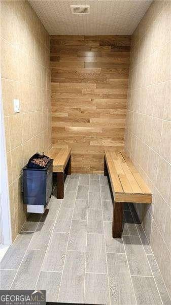view of sauna / steam room