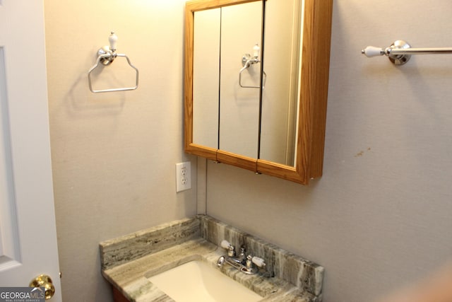 bathroom featuring a sink