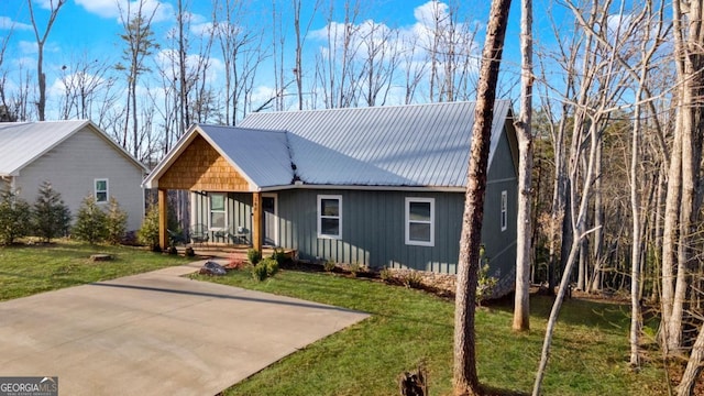 360 Prince Dr, Morganton, GA 30560 - view of front of home with metal roof and a front lawn