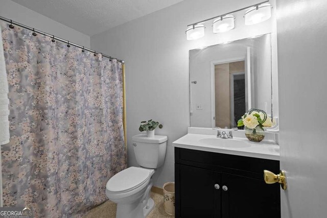 1417 Hickory Dr SW, Lilburn, GA 30047 - full bathroom featuring vanity and curtained shower