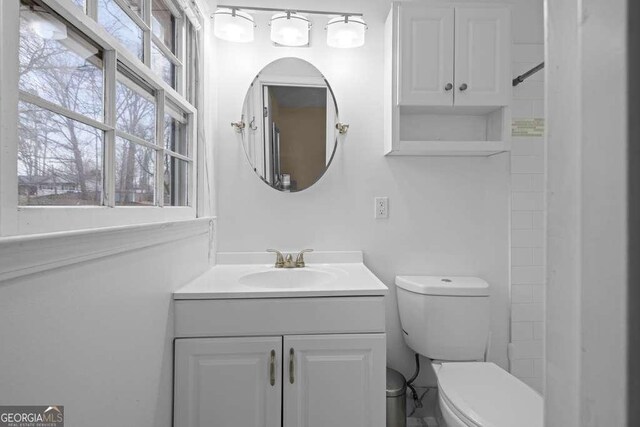 1417 Hickory Dr SW, Lilburn, GA 30047 - full bath featuring vanity and a shower