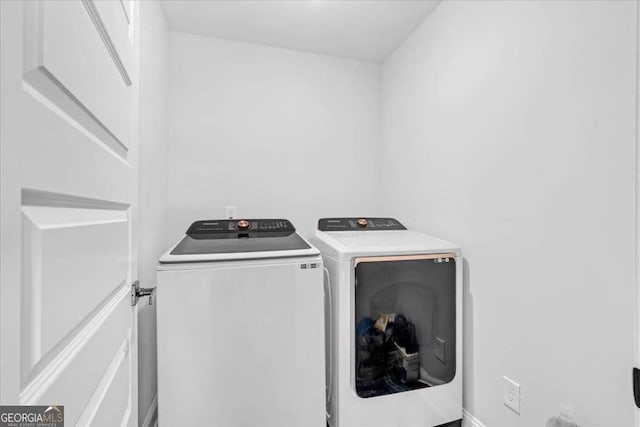149 Irwin St, Cedartown, GA 30125 - laundry room with separate washer and dryer