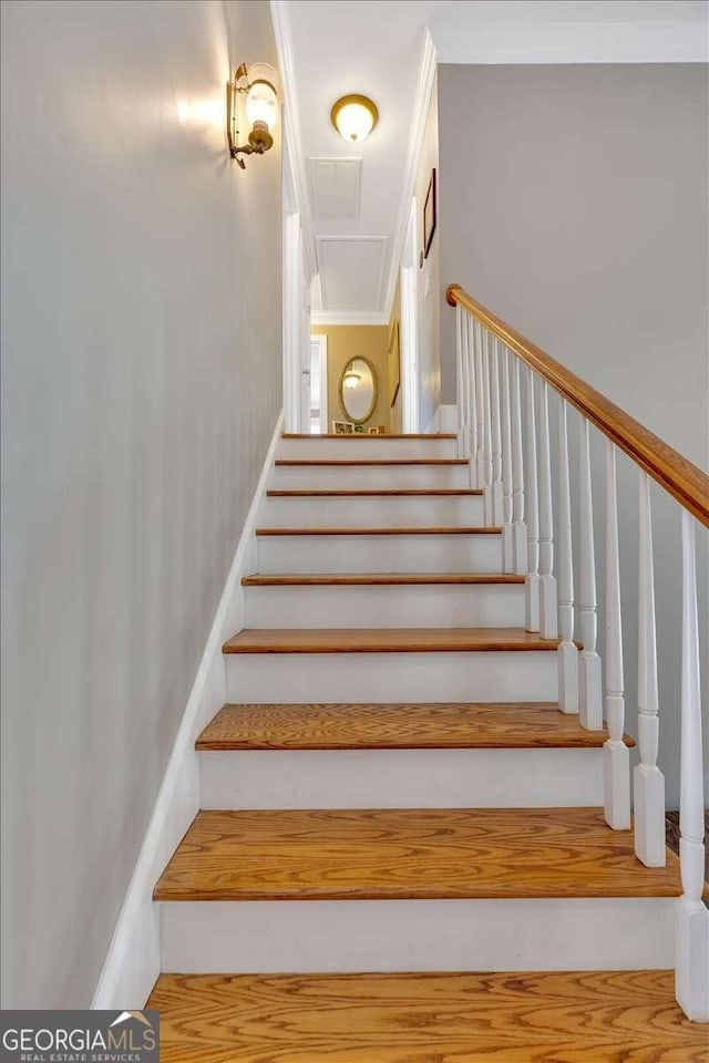 16 Quarter Horse Dr NW, Rome, GA 30165 - stairs featuring crown molding