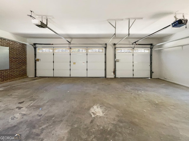105 Creekwood Ln, Fayetteville, GA 30214 - garage featuring a garage door opener