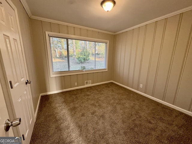 1380 Margarette Dr, Decatur, GA 30035 - empty room featuring visible vents, baseboards, carpet, and ornamental molding