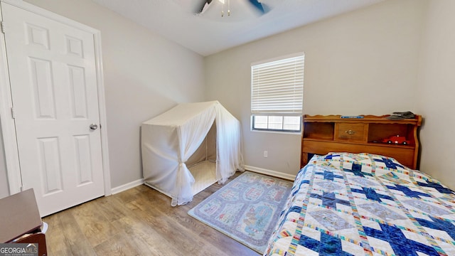 5612 Hickory Dr, Patterson, GA 31557 - bedroom featuring wood finished floors, baseboards, and ceiling fan