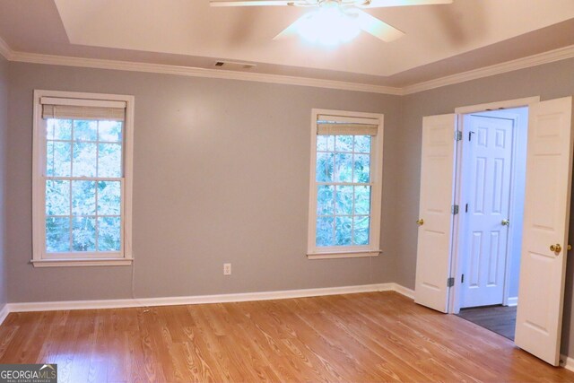 912 Tanners Point Dr, Lawrenceville, GA 30044 - workout room featuring crown molding, visible vents, carpet, and plenty of natural light