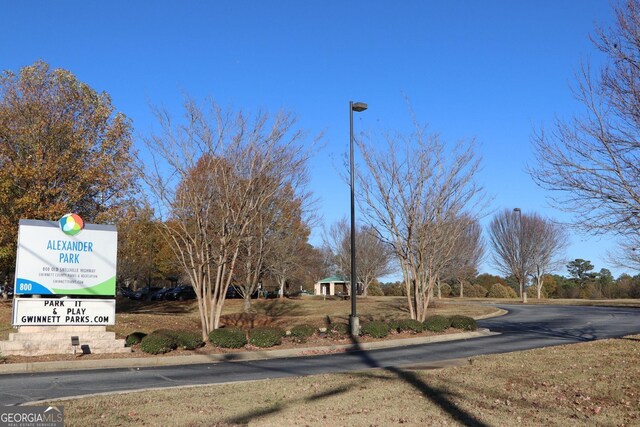 912 Tanners Point Dr, Lawrenceville, GA 30044 - deck with outdoor dining space
