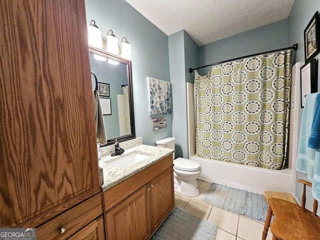 403 Holiday Rd, Franklin, GA 30217 - full bath featuring shower / tub combo with curtain, toilet, a textured ceiling, tile patterned flooring, and vanity