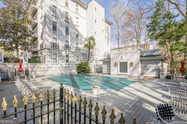 3201 Lenox Rd NE Unit 16, Atlanta, GA 30324 - view of pool