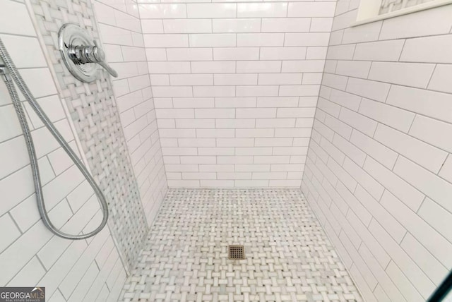 2002 Stonewick Ct, Lawrenceville, GA 30043 - full bath with a tile shower