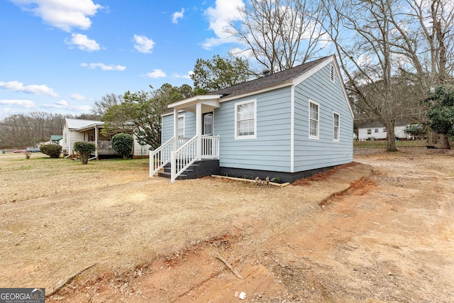 109 White Ave, Hogansville, GA 30230 - view of front of home featuring driveway and roof with shingles