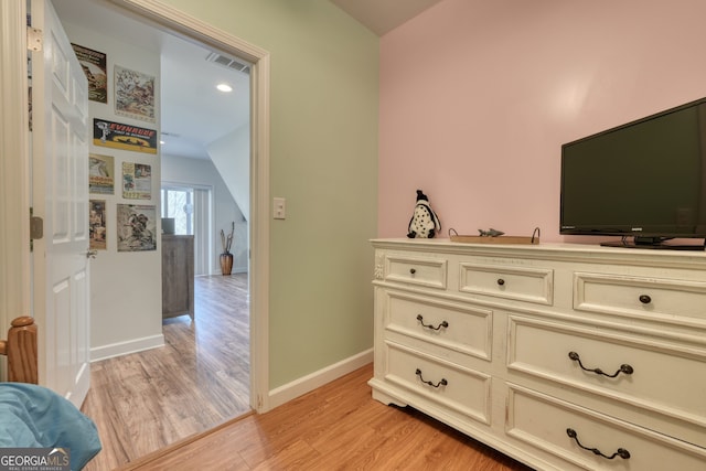 625 Sunnyside Shores Rd, Hiawassee, GA 30546 - corridor featuring light wood-style floors, visible vents, and baseboards