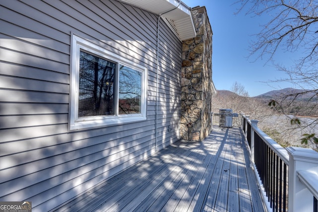 625 Sunnyside Shores Rd, Hiawassee, GA 30546 - deck with a mountain view