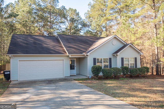 104 Park View Dr, Grantville, GA 30220 - single story home featuring a garage, a front lawn, and concrete driveway