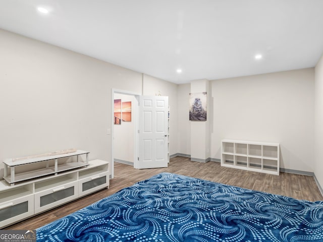 152 Vinings Lake Ct SW, Mableton, GA 30126 - interior space featuring baseboards, wood finished floors, and recessed lighting