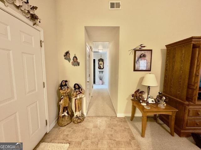 5555 Carlton Ln, Garfield, GA 30425 - view of hallway