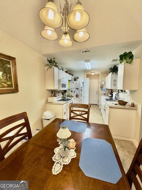 5555 Carlton Ln, Garfield, GA 30425 - view of dining room