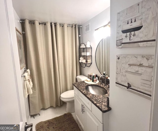 full bathroom featuring toilet, a shower with shower curtain, tile patterned flooring, and vanity