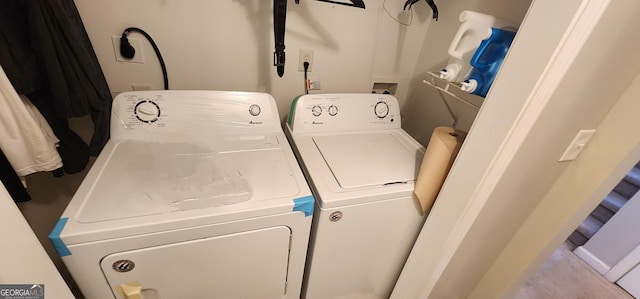 194 Goldleaf Dr, Hampton, GA 30228 - laundry room with laundry area and washing machine and clothes dryer