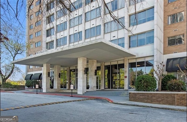 215 Piedmont Ave NE Unit 2205, Atlanta, GA 30308 - view of entrance to property