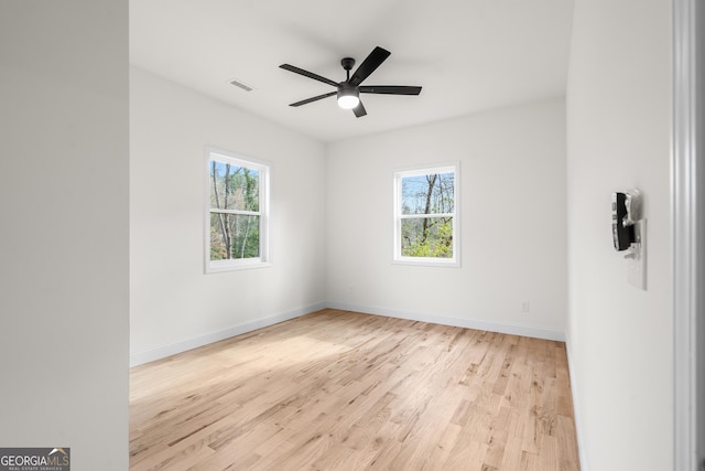 164 Colorado Ln, Clayton, GA 30525 - bathroom featuring toilet and shower / washtub combination