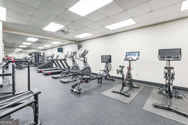 620 Peachtree St NE Unit 1413, Atlanta, GA 30308 - gym with baseboards, visible vents, and a drop ceiling