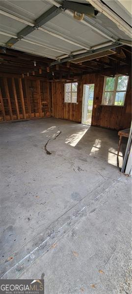 807 Elizabeth St, Waycross, GA 31503 - view of garage