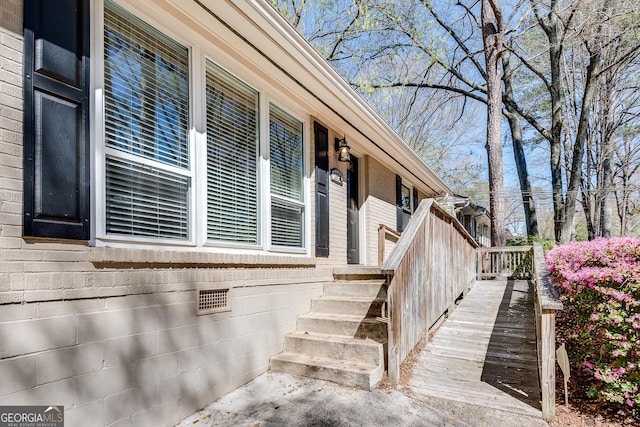2926 Westbury Dr, Decatur, GA 30033 - entrance to property featuring crawl space
