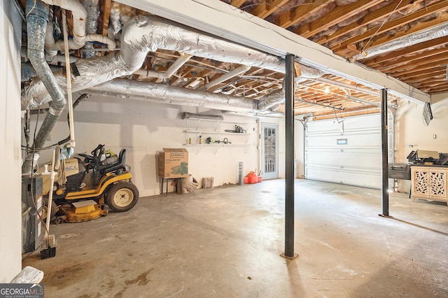 1472 Hartman Dr SW, Lilburn, GA 30047 - view of garage