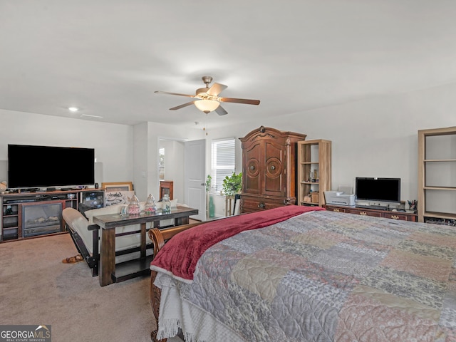 bedroom featuring carpet floors and ceiling fan