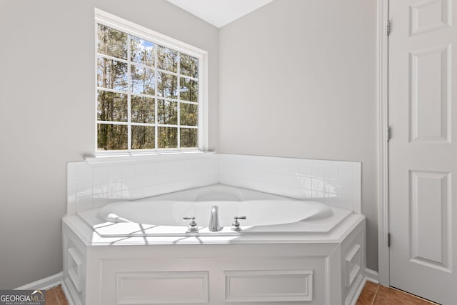 82 Bantry Park Dr, Newnan, GA 30263 - full bathroom with a bath and baseboards