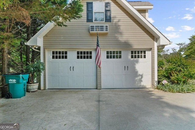 view of detached garage