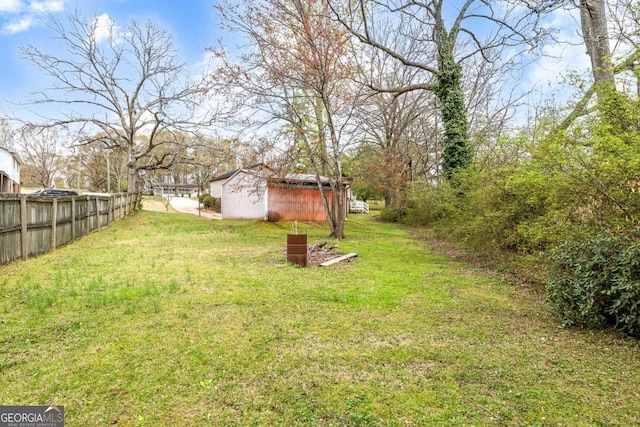 2285 Bascomb Carmel Rd, Woodstock, GA 30189 - view of yard featuring an outdoor structure