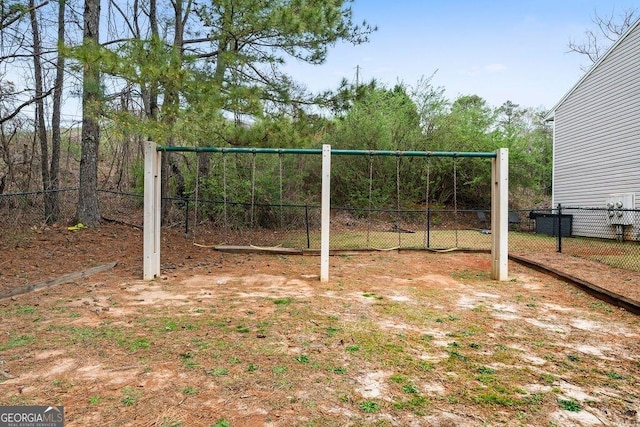 413 W I Pkwy, Dallas, GA 30132 - view of yard with fence