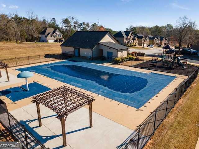 3475 Summerlin Pkwy, Lithia Springs, GA 30122 - community pool with a residential view, fence, and a patio