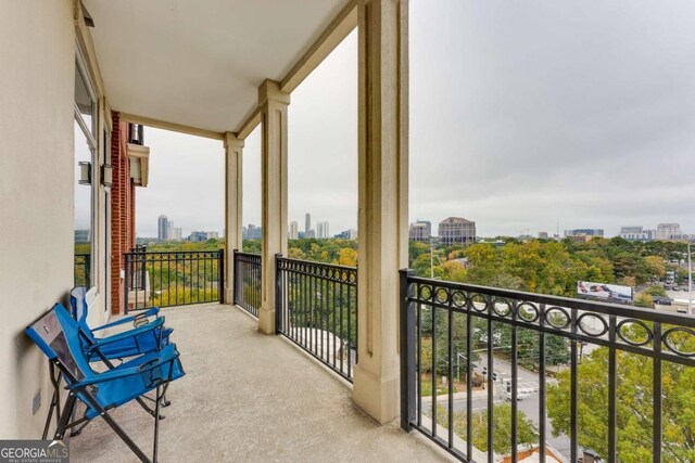 3820 Roswell Rd NE Unit 902, Atlanta, GA 30342 - balcony with a view of city