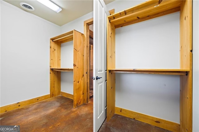 1759 Moccasin Gap Rd, Lula, GA 30554 - view of walk in closet