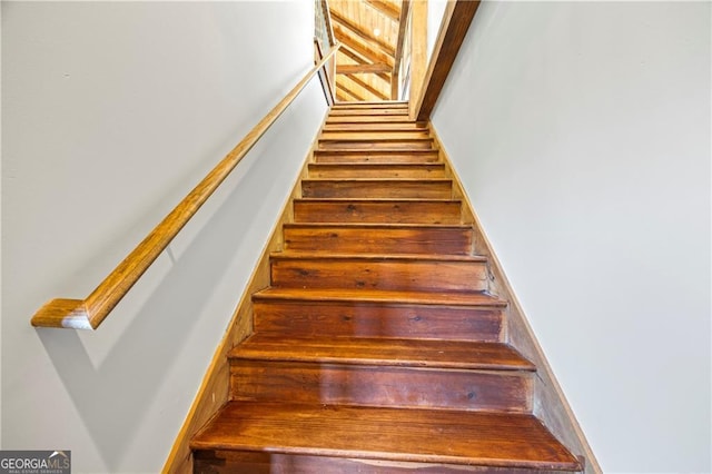 1759 Moccasin Gap Rd, Lula, GA 30554 - view of stairs