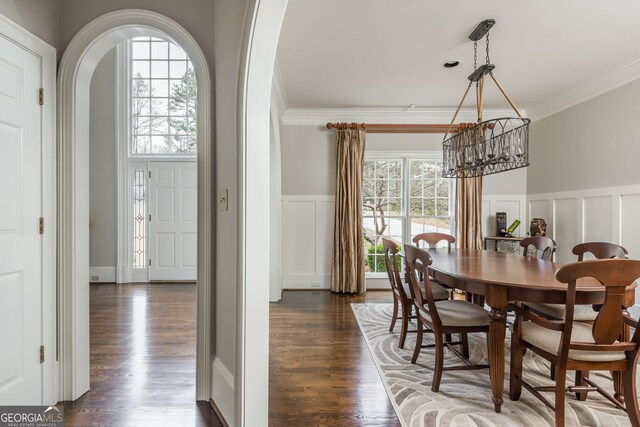 275 Tynebrae Pl, Roswell, GA 30075 - bedroom with dark carpet, crown molding, access to outside, and visible vents