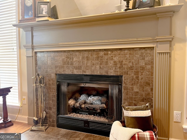 198 Oakdale Rd SE, Cairo, GA 39828 - interior details featuring baseboards and a fireplace