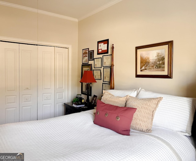 198 Oakdale Rd SE, Cairo, GA 39828 - bedroom with crown molding and a closet