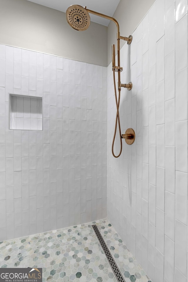 24 Harrison Ln, Blue Ridge, GA 30513 - bathroom with tiled shower