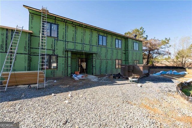 2650 Roswell Rd, Marietta, GA 30062 - back of property featuring board and batten siding