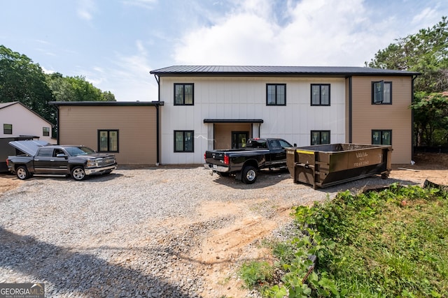 2650 Roswell Rd, Marietta, GA 30062 - rear view of property with metal roof