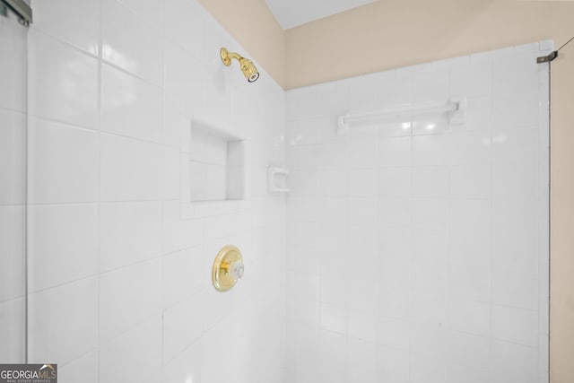 535 Woodbrook Way, Lawrenceville, GA 30043 - bathroom view of tiled shower