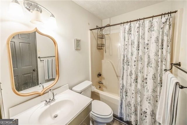 1006 Chestnut Cove Trl, Jasper, GA 30143 - full bath with toilet, vanity, shower / tub combo, and a textured ceiling