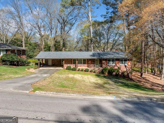 1505 Robinhood Trl, Gainesville, GA 30501 - ranch-style home featuring driveway, a front yard, and a carport