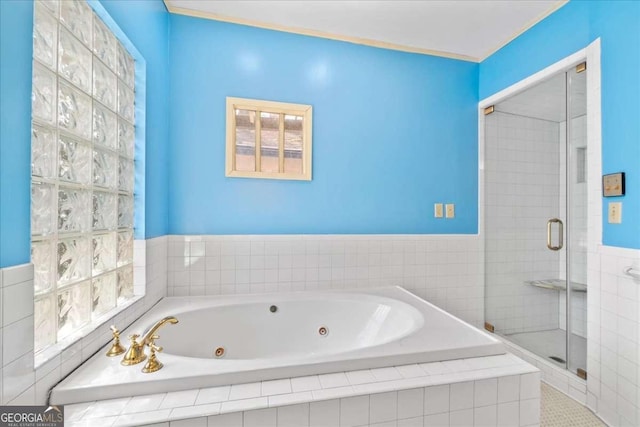 2265 E Lake Rd NE, Atlanta, GA 30307 - full bath featuring a stall shower and a whirlpool tub